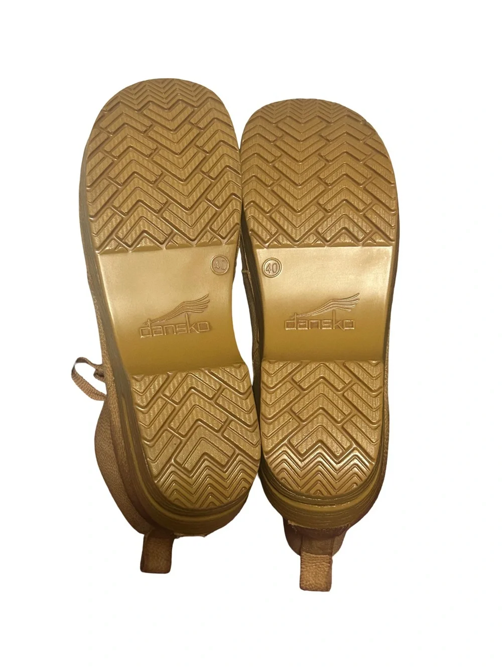 NWOB Dansko Sigourney Honey Distresses Boot Size 40